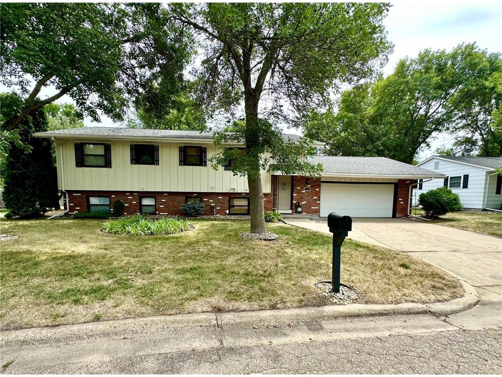 207 Carrow Street, Marshall, MN, 56258 MLS 6413805 Edina Realty