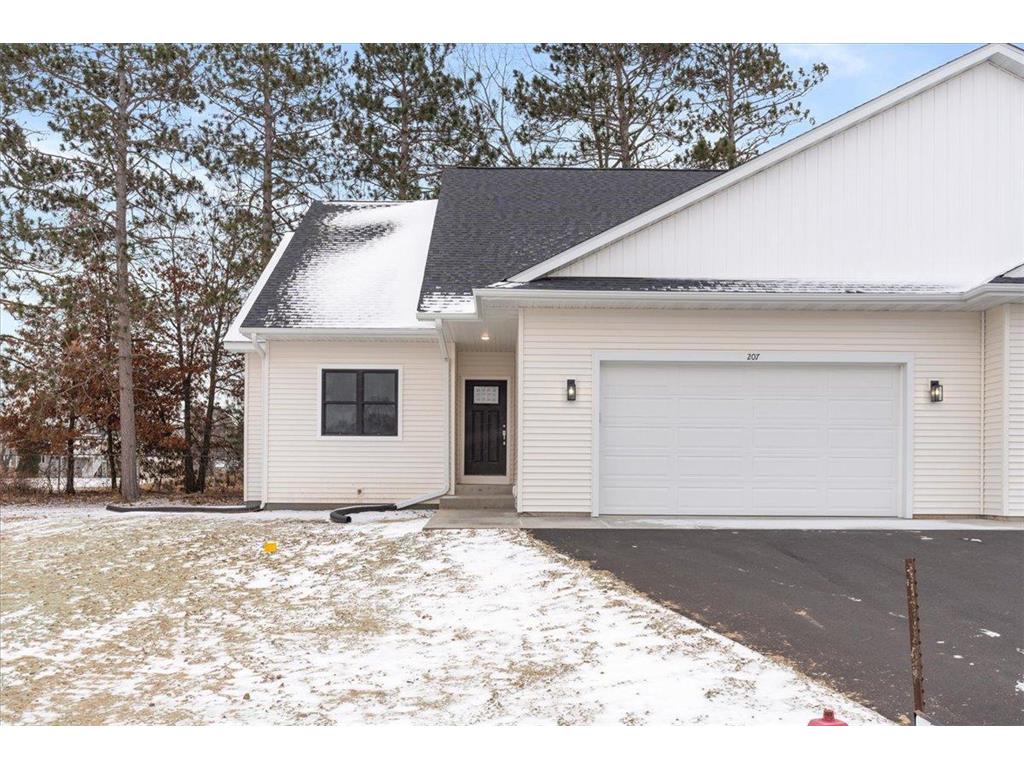 207 Center Street W Amery WI 54001 6572044 image1