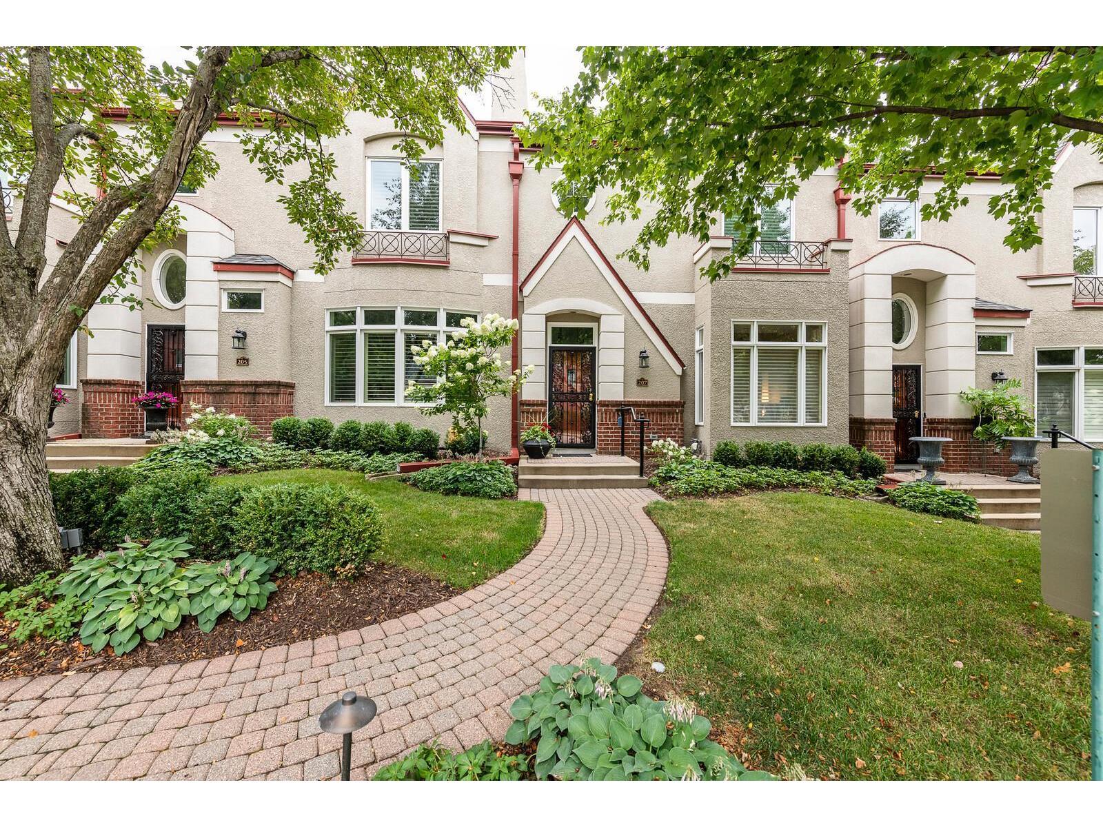 207 Coventry Court, Edina, MN, 55435 MLS 6070497 Edina Realty