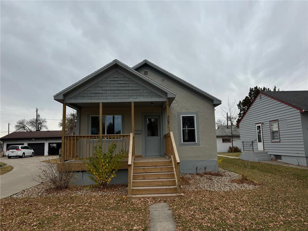 207 E 9th Street Morris MN 56267 6626033 image1