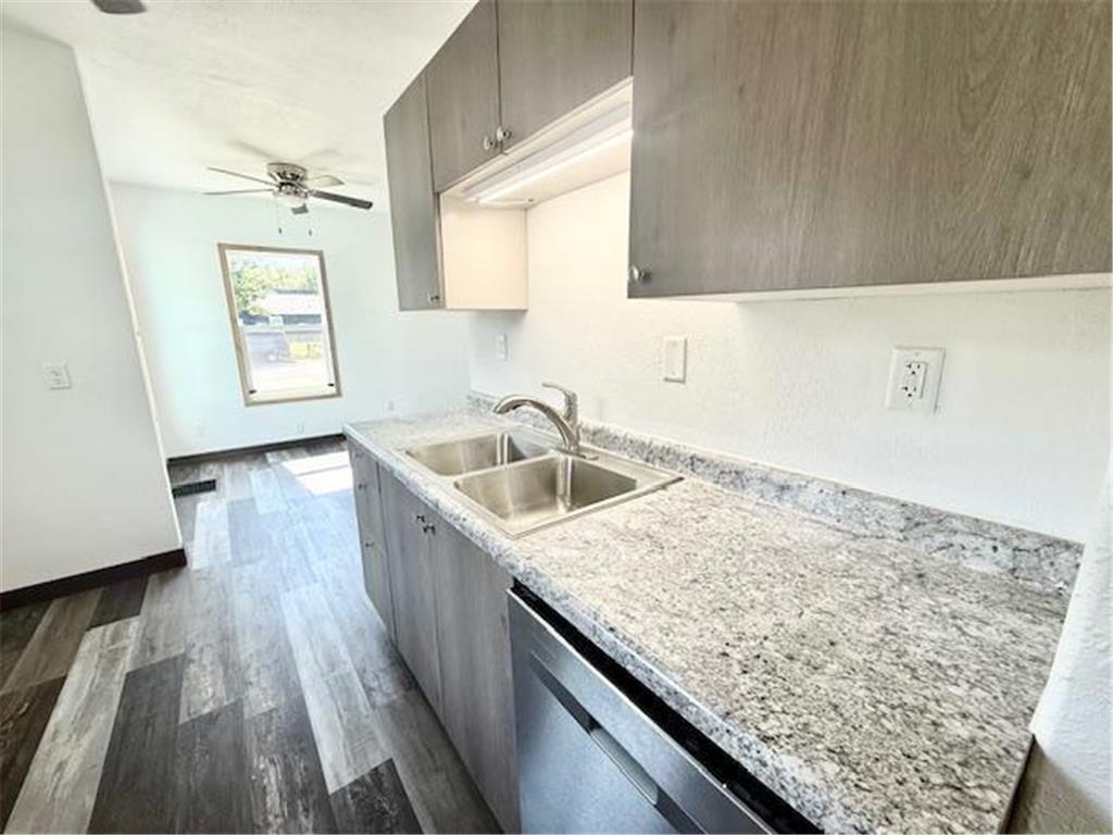 207 E Broadway Street Redwood Falls MN 56283 6789560 image10