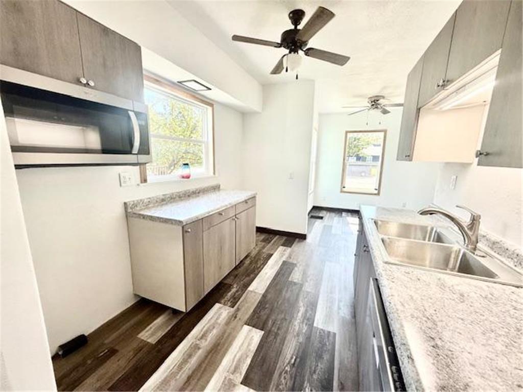 207 E Broadway Street Redwood Falls MN 56283 6789560 image11