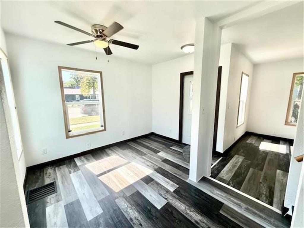 207 E Broadway Street Redwood Falls MN 56283 6789560 image13