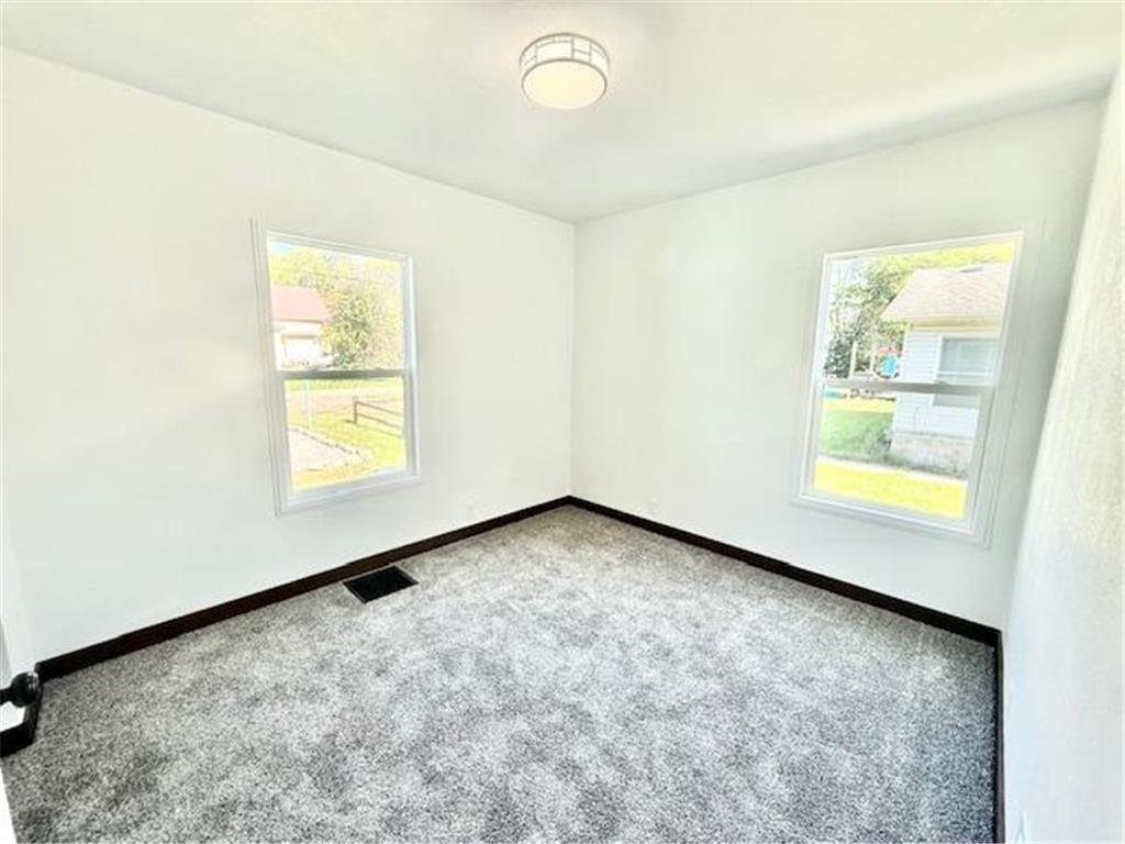 207 E Broadway Street Redwood Falls MN 56283 6789560 image16