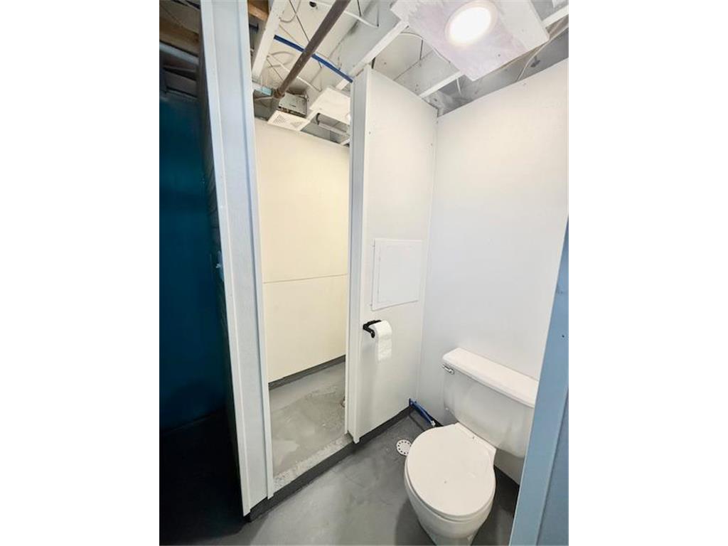 207 E Broadway Street Redwood Falls MN 56283 6789560 image23