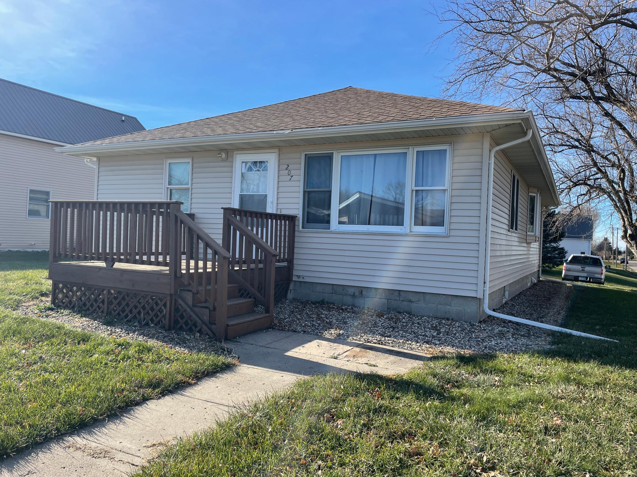 207 Euclid Avenue, Milroy, MN 56263 MLS 6131871 Edina Realty