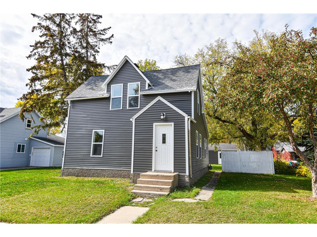 207 Kendall Avenue S Thief River Falls MN 56701 6804931 image1