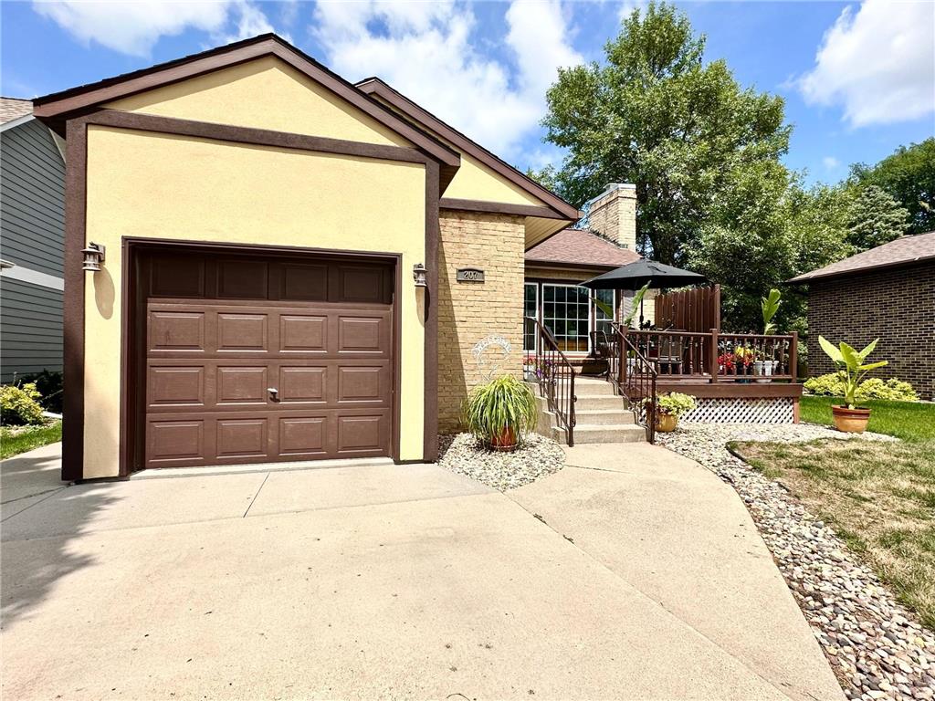 207 Lake Avenue Worthington MN 56187 6405141 image1