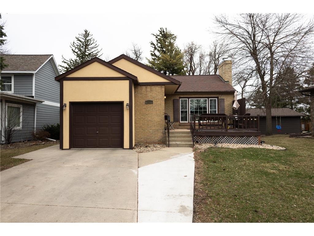 207 Lake Avenue Worthington MN 56187 7041887 image1