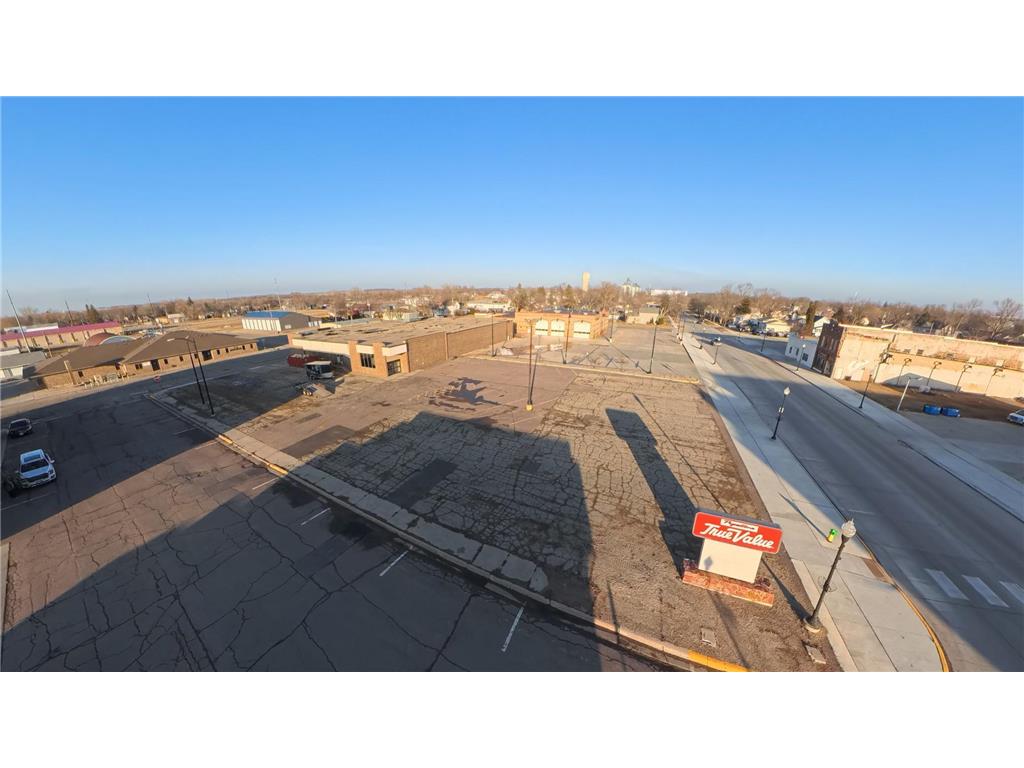 207 Main St E Pipestone MN 56164 7011278 image18