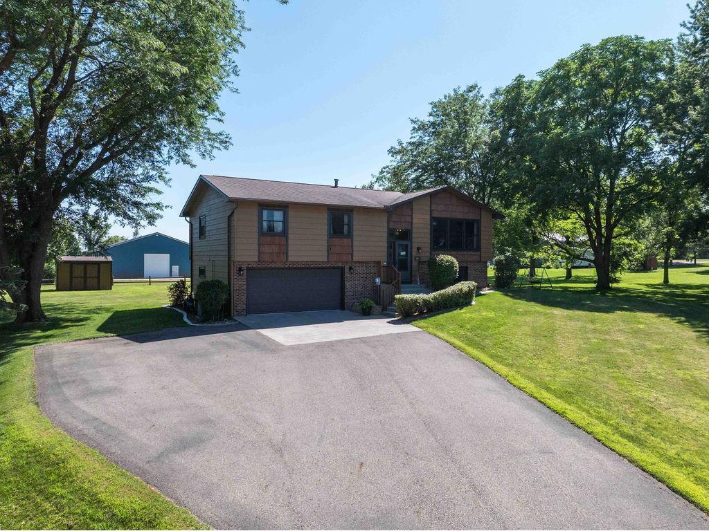 207 Maple Avenue SW Elysian MN 56028 7110333 image1