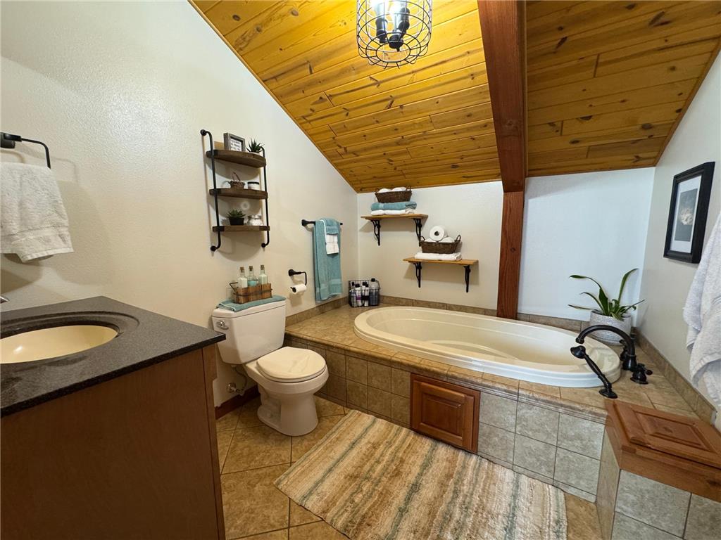 207 N Main Street Taunton MN 56291 7048396 image21