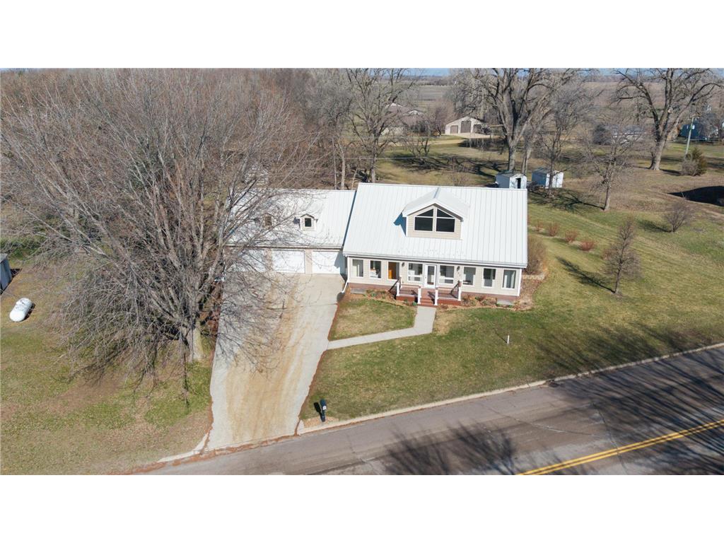 207 N Main Street Taunton MN 56291 7048396 image29