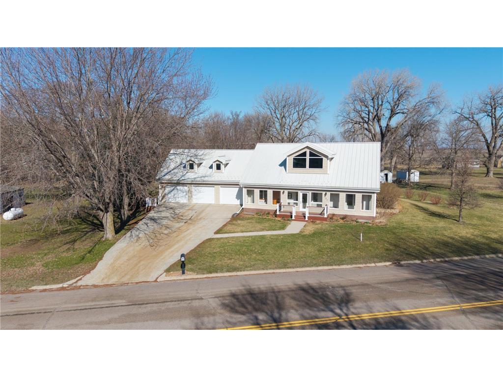 207 N Main Street Taunton MN 56291 7048396 image30