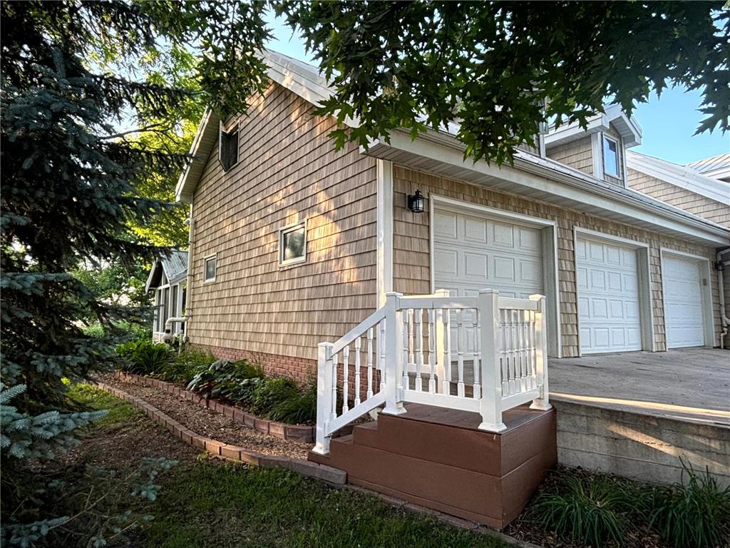 207 N Main Street Taunton MN 56291 7048396 image38