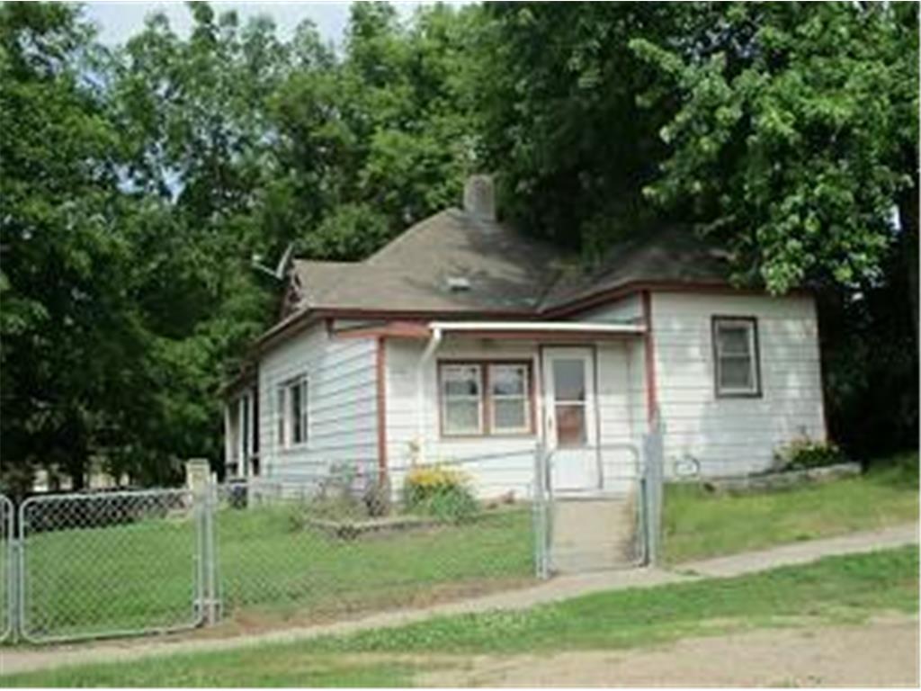 207 N Pelican Street Elizabeth MN 56533 6461917 image1