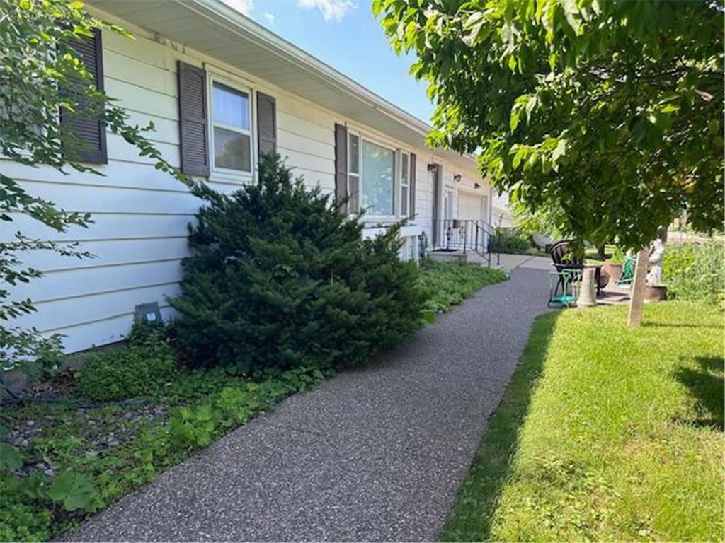 207 N Pine Street Caledonia MN 55921 7078608 image14