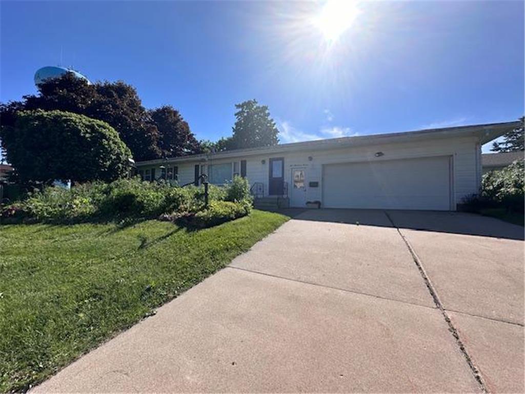 207 N Pine Street Caledonia MN 55921 7078608 image3