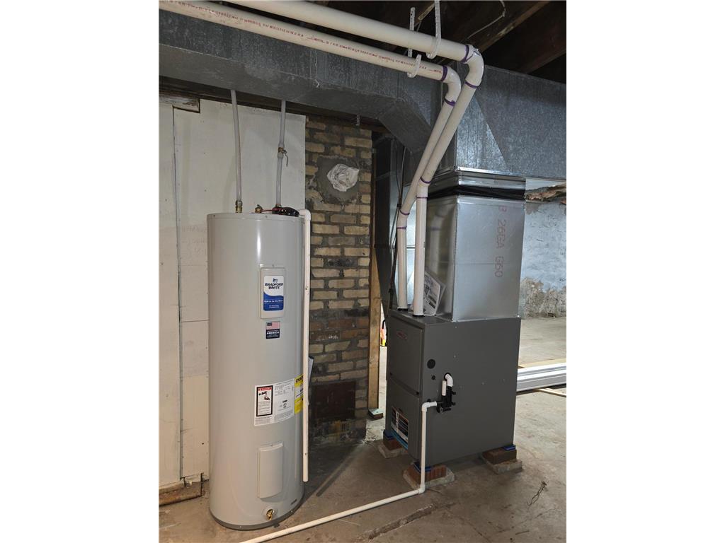 207 S Broadway Avenue Gilbert MN 55741 6803069 image12