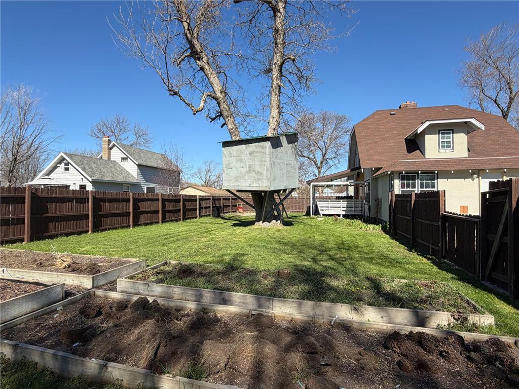 207 S Johnson Avenue Fosston MN 56542 7073900 image46
