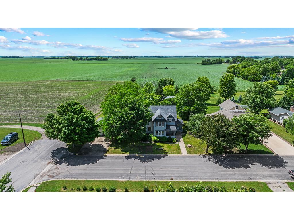 207 S Lake Street Belview MN 56214 7090129 image16