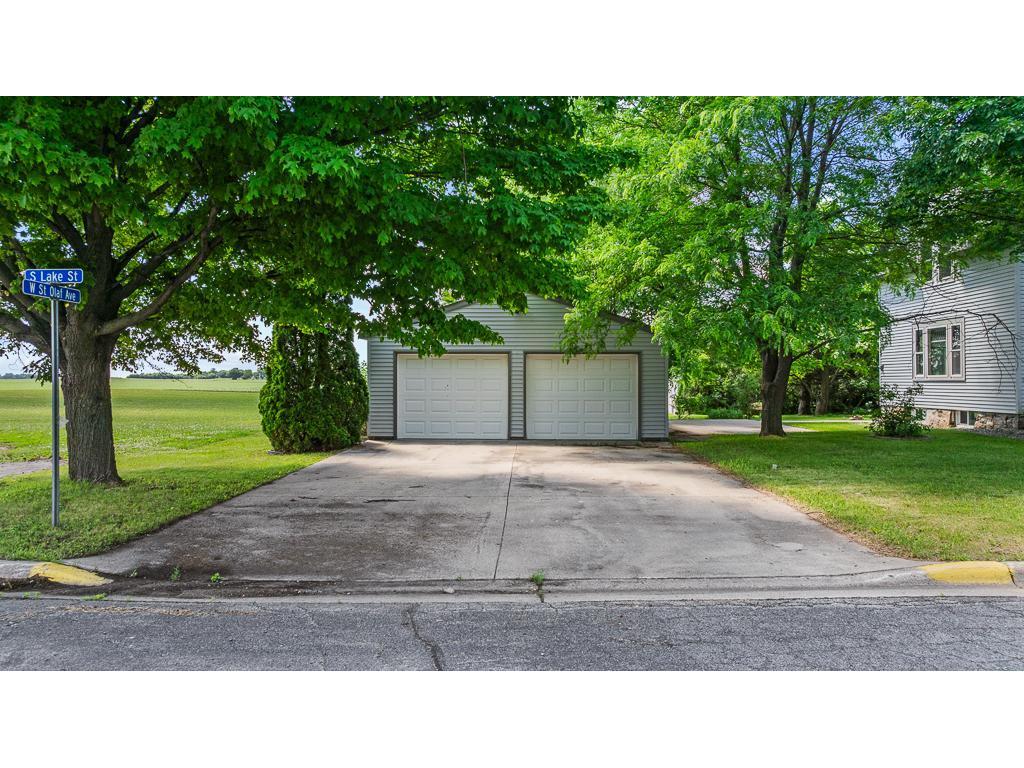 207 S Lake Street Belview MN 56214 7090129 image3