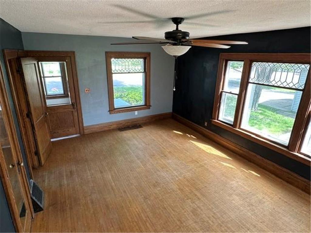 207 S Lake Street Belview MN 56214 7090129 image9