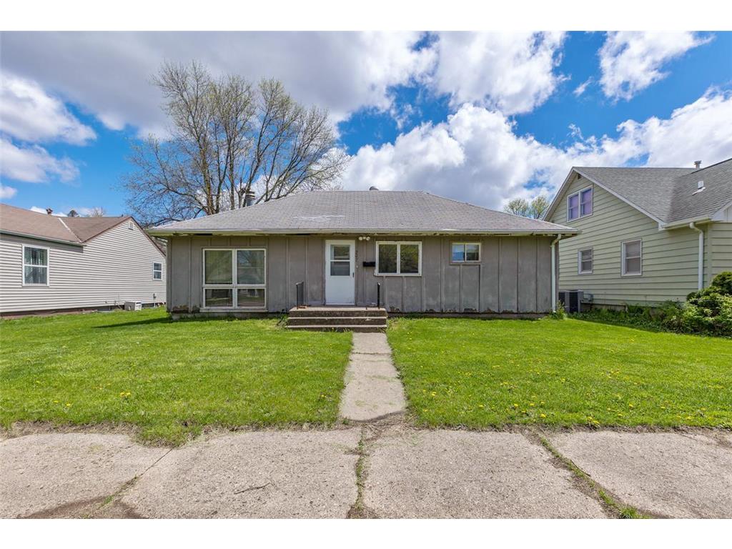 207 Snure Street Lakefield MN 56150 6533950 image1