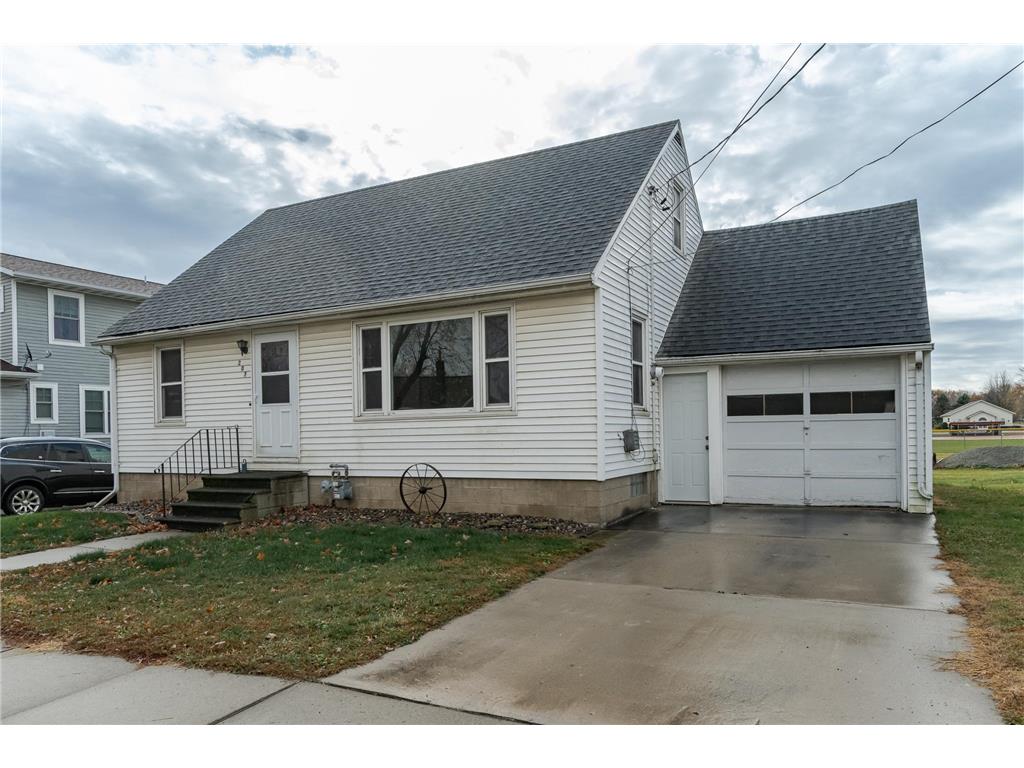 207 South Street West Concord MN 55985 6627171 image1