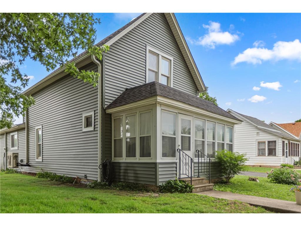 207 W Franklin Street Morristown MN 55052 7087875 image24
