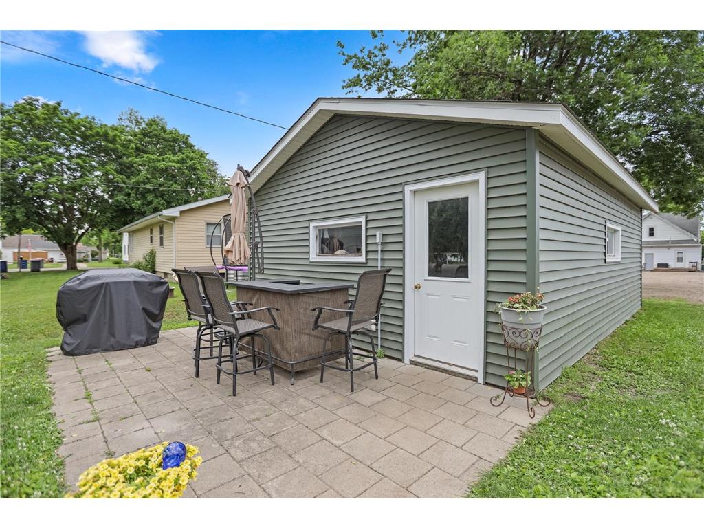 207 W Franklin Street Morristown MN 55052 7087875 image6