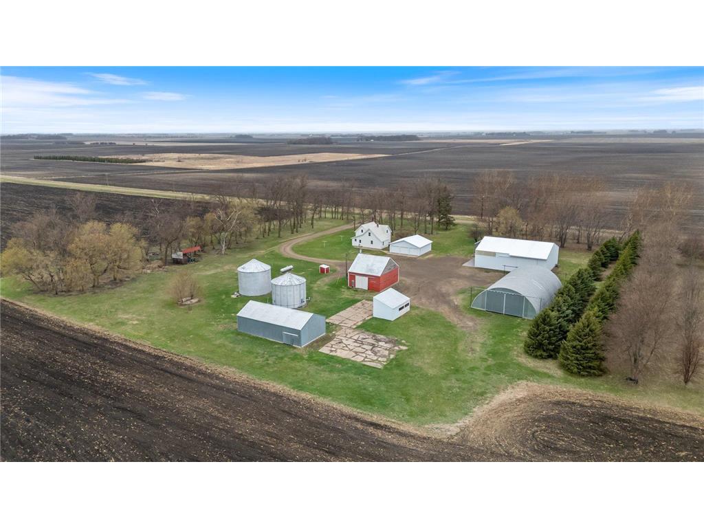 2070 40th Avenue NE Havelock Twp MN 56260 6692807 image1