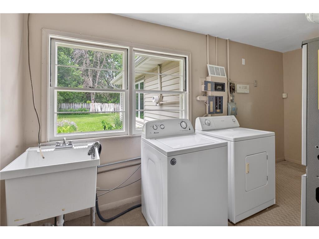 2071 Lindy Avenue Roseville MN 55113 7081729 image16