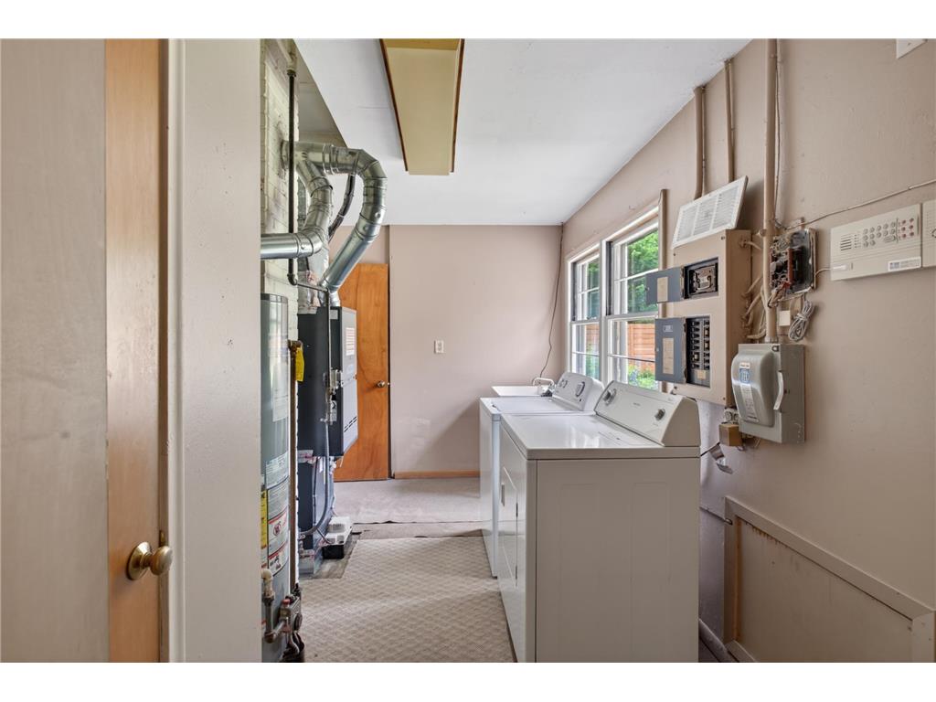 2071 Lindy Avenue Roseville MN 55113 7081729 image17
