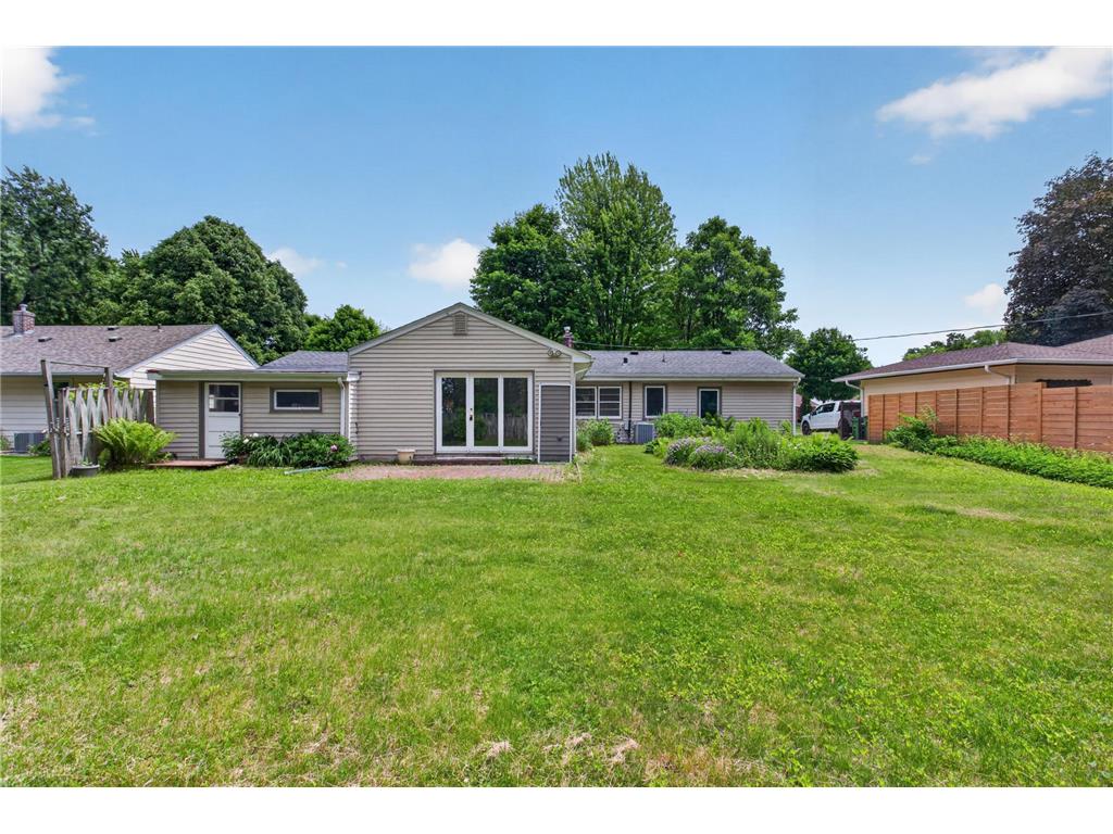 2071 Lindy Avenue Roseville MN 55113 7081729 image2