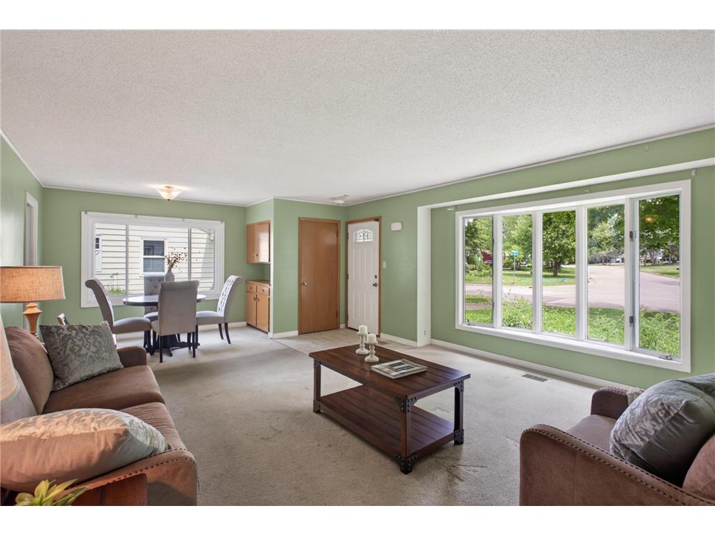 2071 Lindy Avenue Roseville MN 55113 7081729 image4