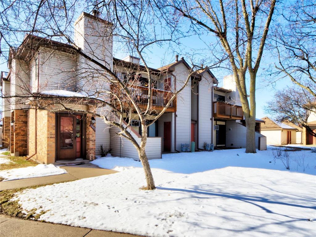 2071 Parkside Drive #30 Saint Paul MN 55119 6484383 image1