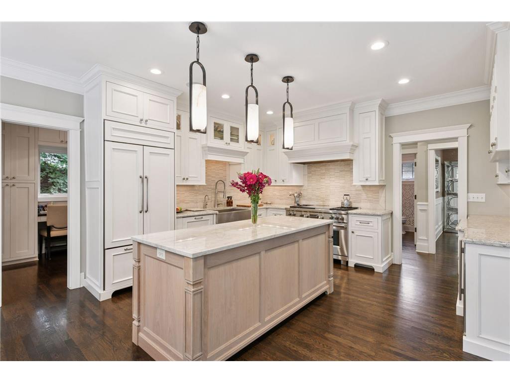 20715 Linwood Road Deephaven MN 55331 - Lake Minnetonka 7009000 image17