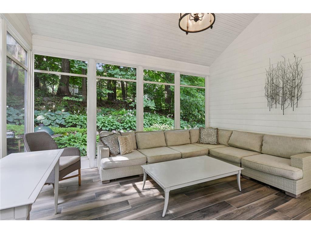 20715 Linwood Road Deephaven MN 55331 - Lake Minnetonka 7009000 image27