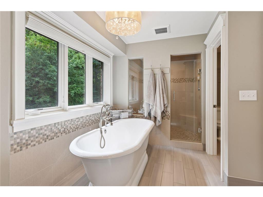 20715 Linwood Road Deephaven MN 55331 - Lake Minnetonka 7009000 image31