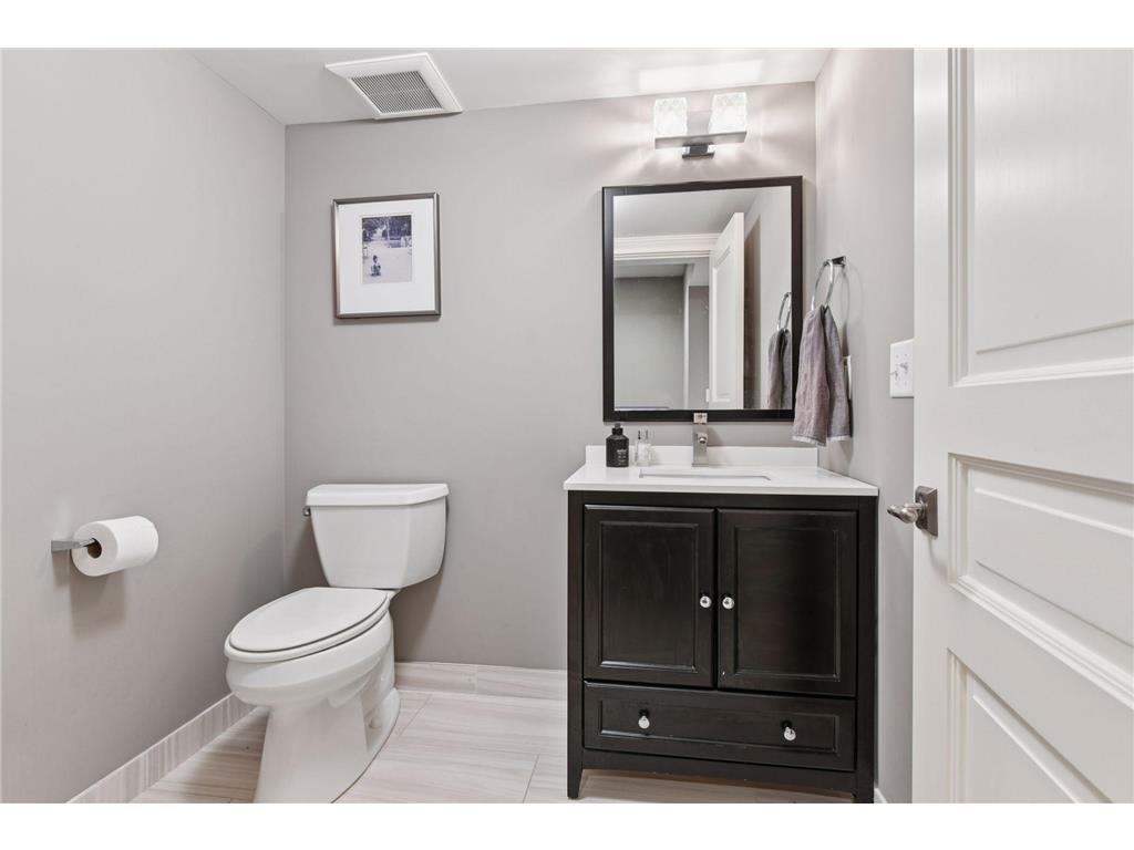 20715 Linwood Road Deephaven MN 55331 - Lake Minnetonka 7009000 image54