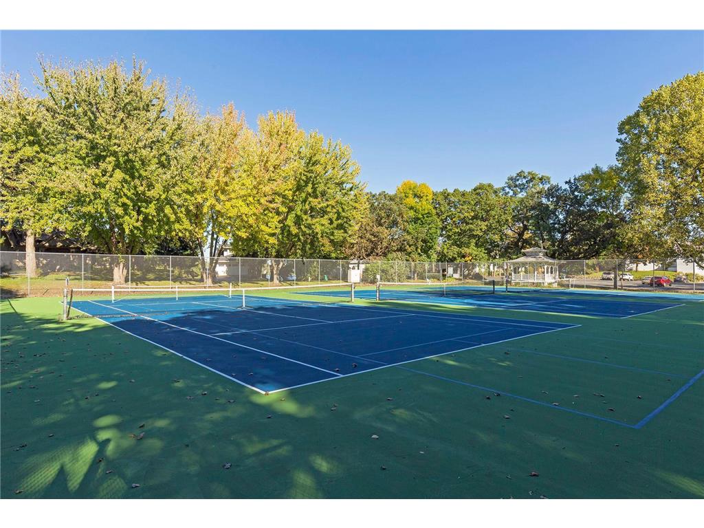 20715 Linwood Road Deephaven MN 55331 - Lake Minnetonka 7009000 image67