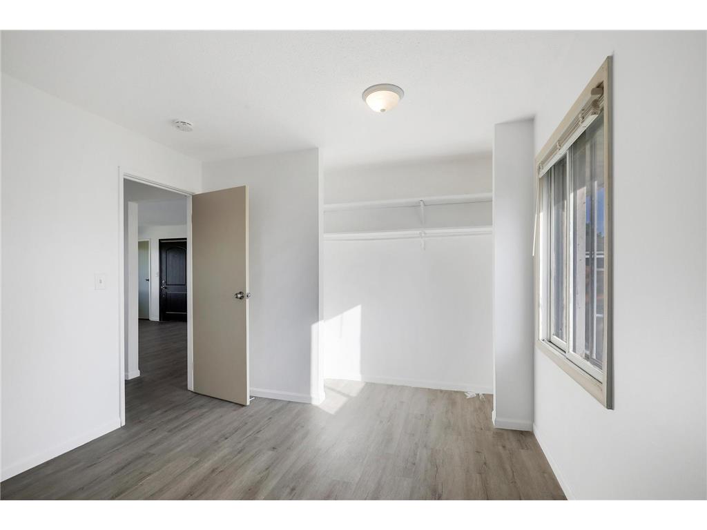 2072 Mississippi Street Maplewood MN 55117 6820285 image16