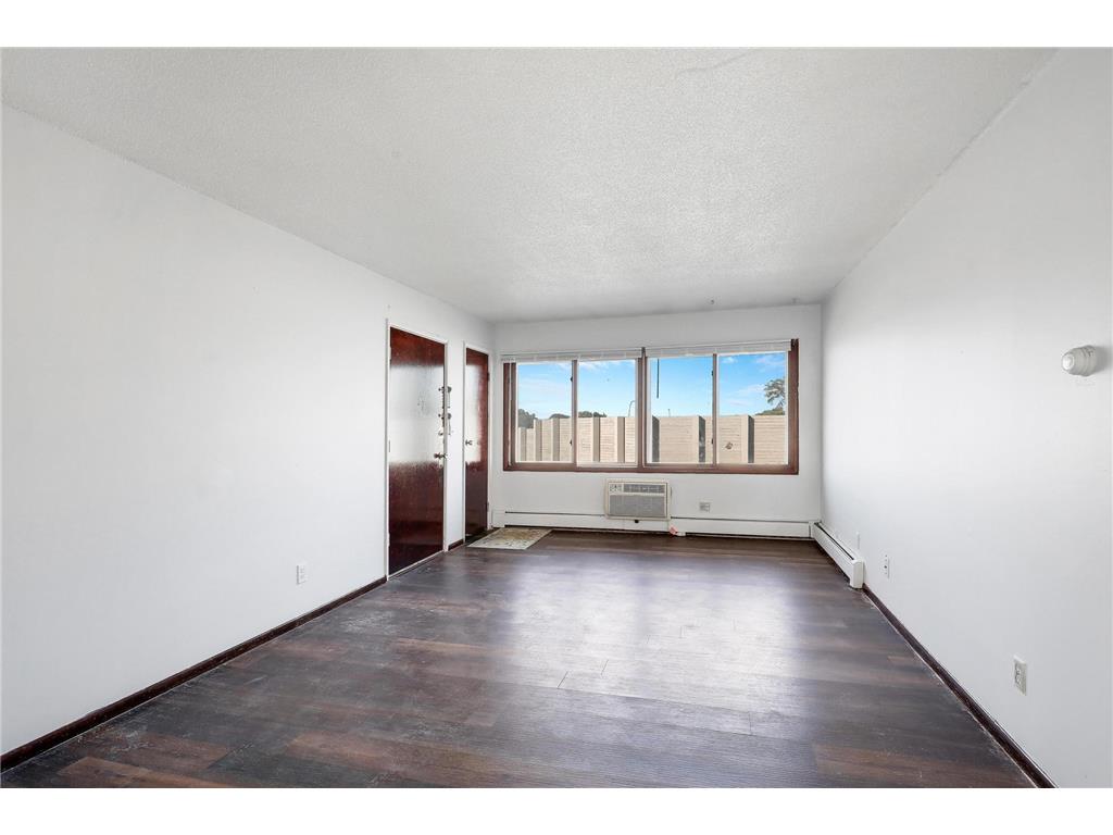 2072 Mississippi Street Maplewood MN 55117 6820285 image20