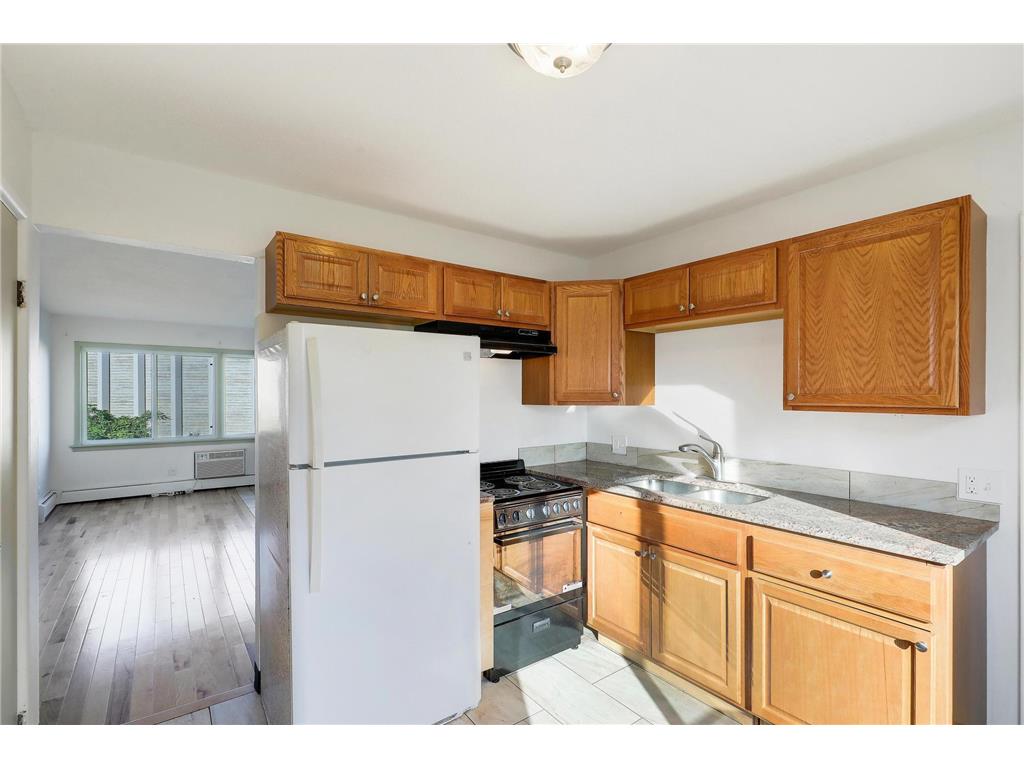 2072 Mississippi Street Maplewood MN 55117 6820285 image6