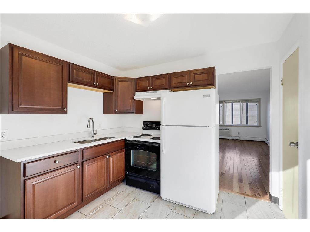 2072 Mississippi Street Maplewood MN 55117 6820285 image9