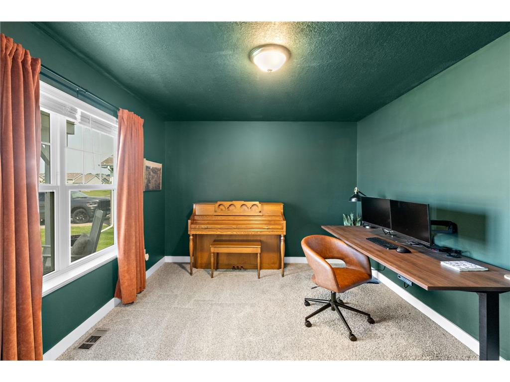 20722 Glade Avenue Lakeville MN 55044 6770491 image13