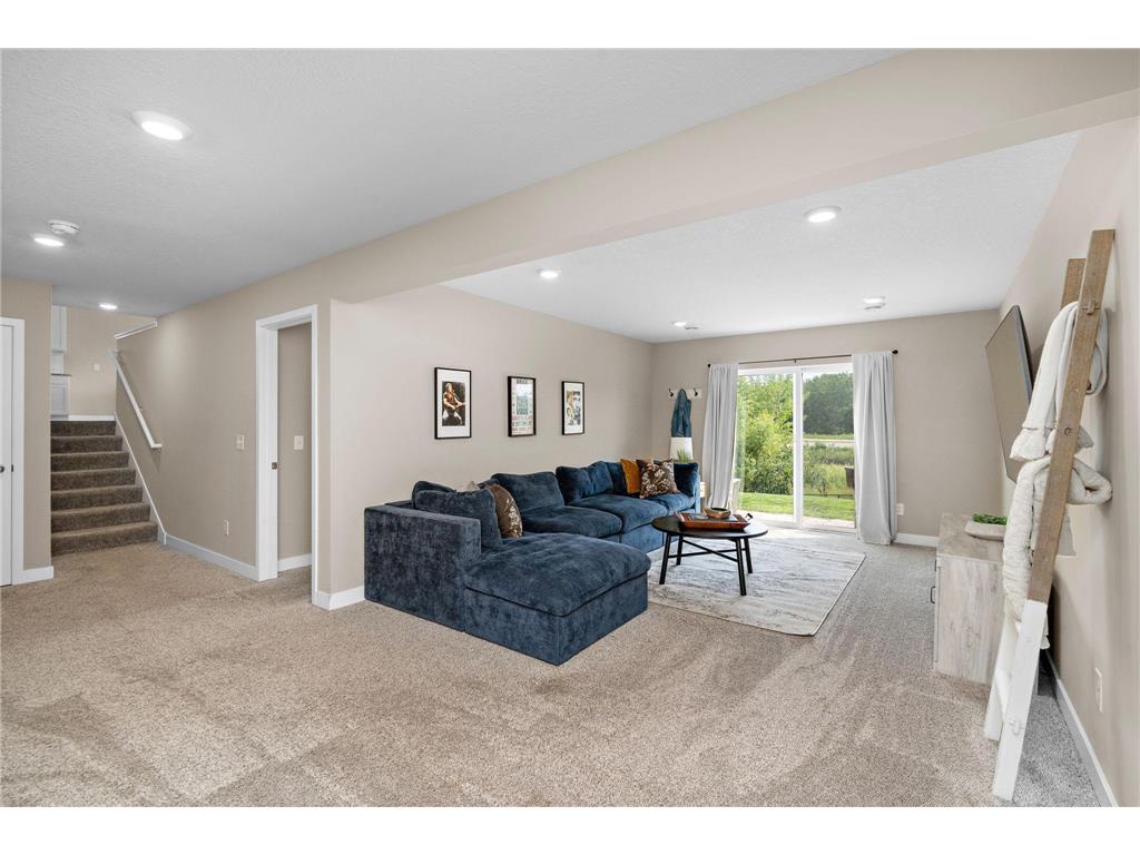 20722 Glade Avenue Lakeville MN 55044 6770491 image20