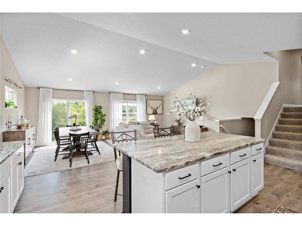 20722 Glade Avenue Lakeville MN 55044 6770491 image8