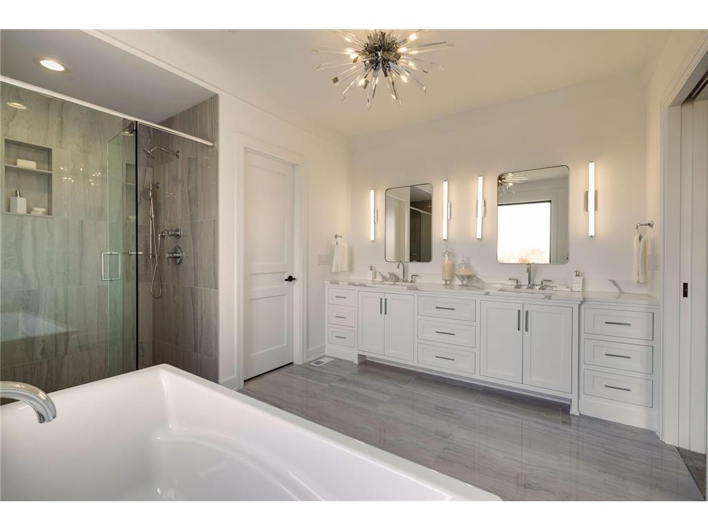 2073 Bridgevine Court Independence MN 55359 7004826 image32